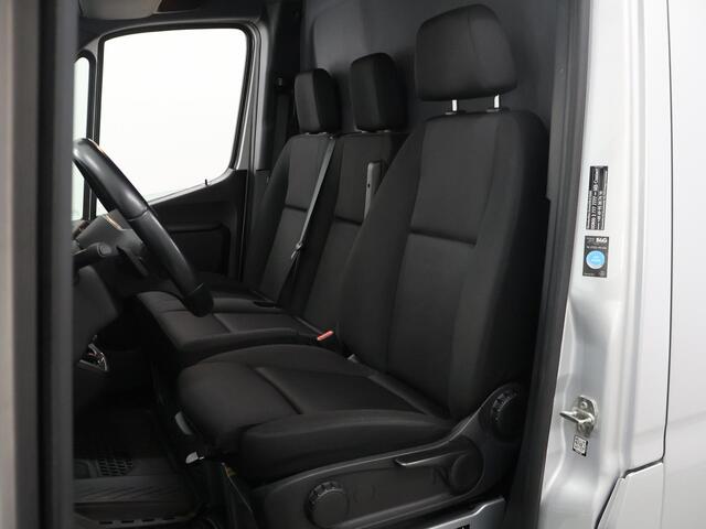 Mercedes-Benz SPRINTER 317 CDI | Aut. | L2 H2 | 3500 KG. AHW | TREKHAAK | NAVIGATIE | STOELVERWARMING | CRUISE CONTROL | CERTIFIED