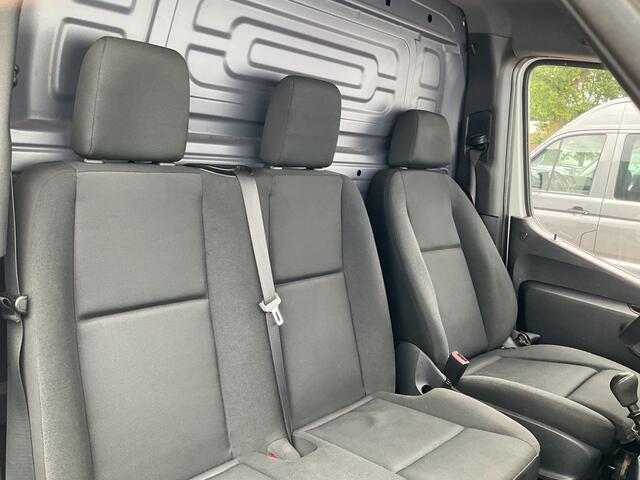Mercedes-Benz SPRINTER 3-Pers 314 2.2 CDI 143PK L2H1 Clima Cruise Audio Trekhaak 3-Persoons