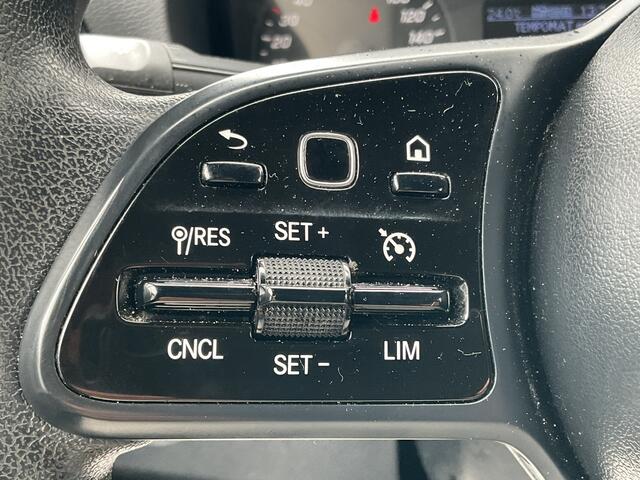 Mercedes-Benz SPRINTER 3-Pers 314 2.2 CDI 143PK L2H1 Clima Cruise Audio Trekhaak 3-Persoons