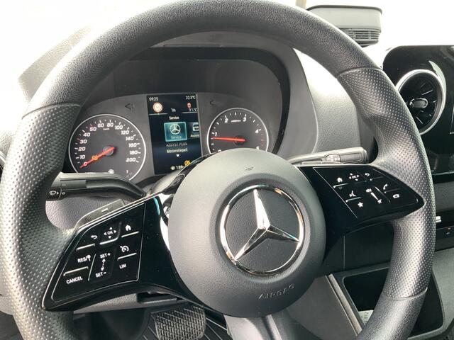 Mercedes-Benz SPRINTER 317 1.9 CDI L2H2 Automaat 3 Zits Airco Camera Cruise Opstap Navi Euro 6