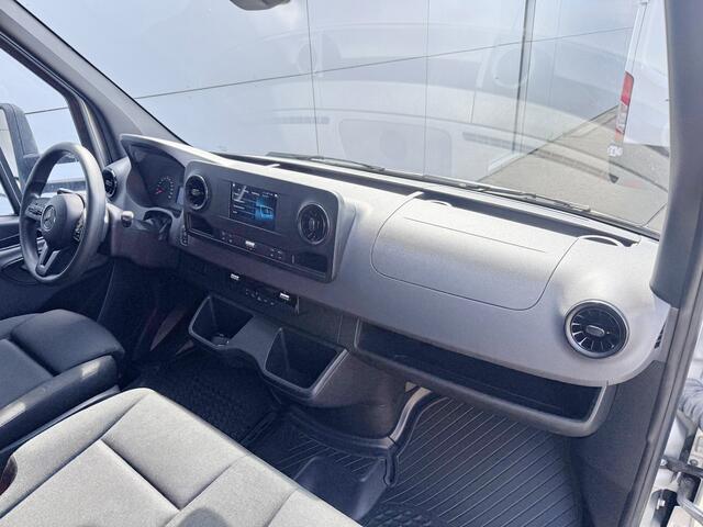 Mercedes-Benz SPRINTER 317 1.9 CDI Automaat Bakwagen Laadklep Cruise Control Climate Control Meubelbak Koffer