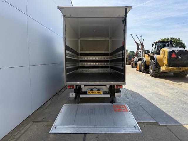 Mercedes-Benz SPRINTER 317 1.9 CDI Automaat Bakwagen Laadklep Cruise Control Climate Control Meubelbak Koffer