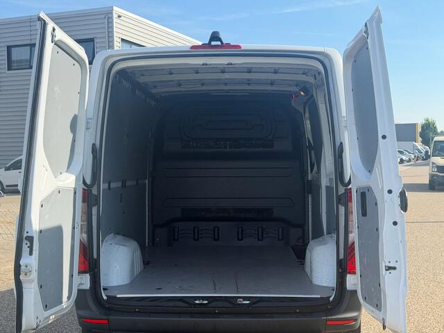 Mercedes-Benz SPRINTER 317CDI L1H1 Automaat Airco Trekhaak Apple Carplay