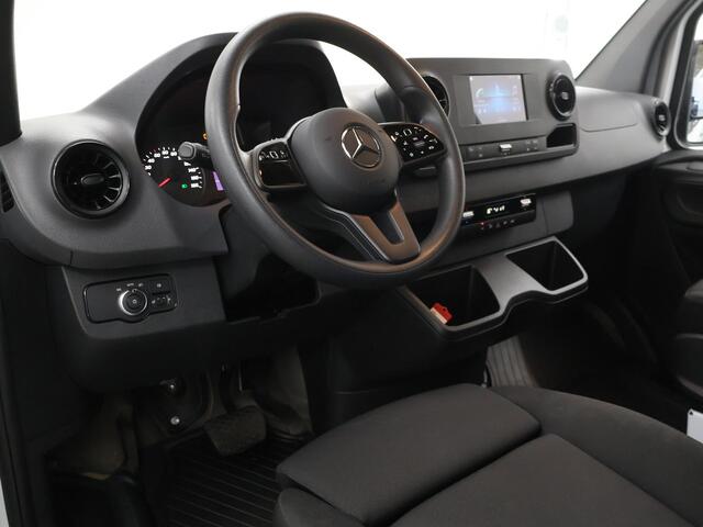 Mercedes-Benz SPRINTER 315 CDI | L2 H2 | FWD | AUT. | AIRCO | 2-ZITS | MULTIFUNCTIONEEL STUURWIEL | APPLE CARPLAY | ANDROID AUTO | ACHTERUITRIJCAMERA | LAADRUIMTE INRICHTING | CERTIFIED