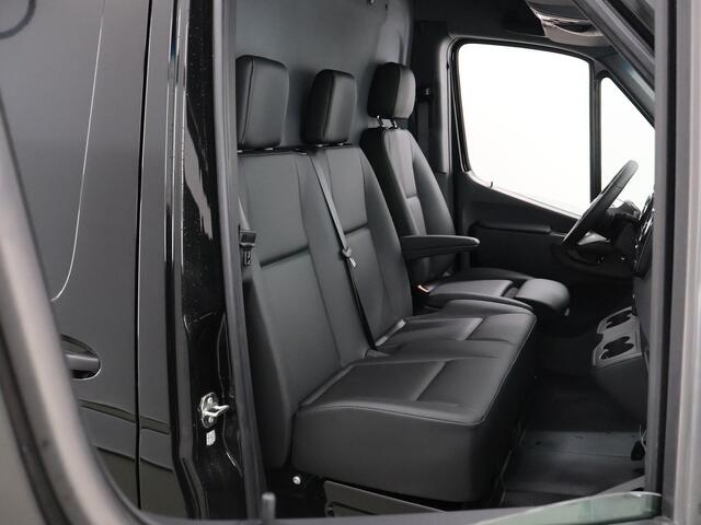 Mercedes-Benz SPRINTER 319 CDI L2 H2 RWD Select | Achteruitrijcamera | Airco | Cruise Control | Apple Carplay | LED Koplampen | Distronic Adaptieve Cruise Control | Navigatie