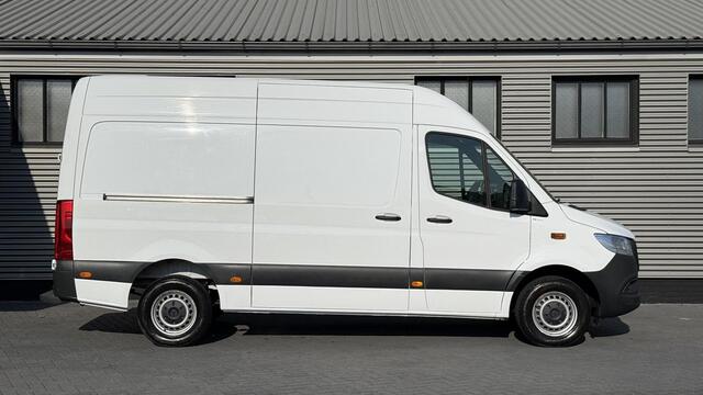 Mercedes-Benz SPRINTER 317 1.9 CDI L2H2 DC