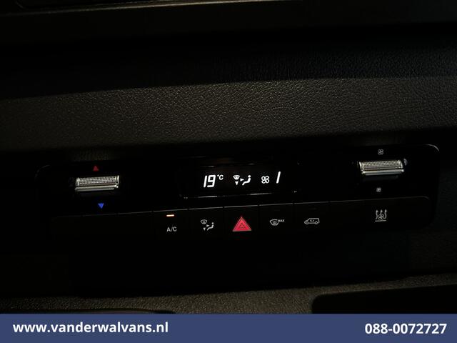 Mercedes-Benz SPRINTER 315 CDI 150pk L2H2 Euro6 Airco | Camera | Apple Carplay | Cruisecontrol | Chauffeursstoel | Leder Android Auto, Parkeersensoren, Bijrijdersbank