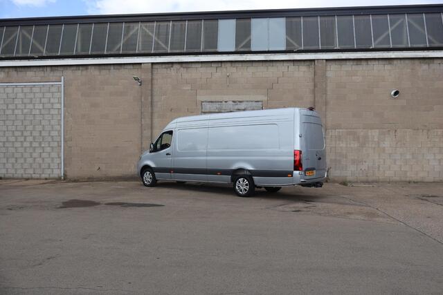 Mercedes-Benz SPRINTER 319 CDI | AUT. | L4 H2 | PRO | DISTRONIC PLUS | APPLE CARPLAY/ANDROID AUTO | TREKHAAK | LM VELGEN | 3-ZITS | STOELVERWARMING | CERTIFIED