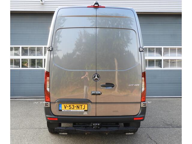 Mercedes-Benz SPRINTER 317 1.9 CDI L2H2 RWD AUT | 3.5t TREKHAAK | LED | CAMERA | MBUX | CRUISE