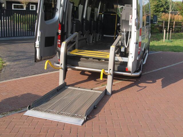 Mercedes-Benz SPRINTER 314 2.2 CDI 366 L2H2 Automaat | Personenbus met rolstoellift | Camera | Airco | Bluetooth | NL-Auto |