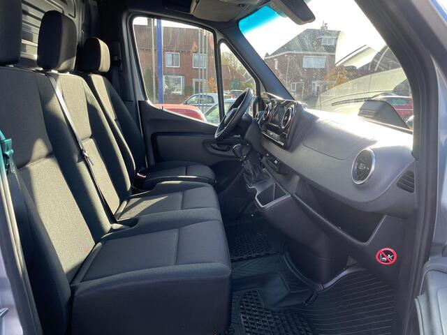 Mercedes-Benz SPRINTER 315 1.9 CDI L2H2 RWD Allseason / Cruise / Camera / Dodehoek / Carplay