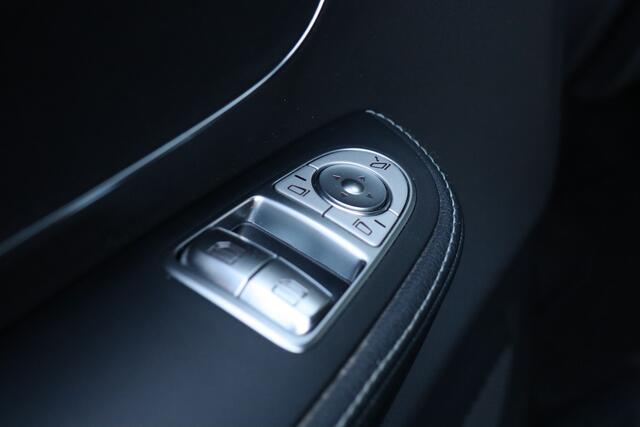 Mercedes-Benz V-KLASSE 300d Lang DC AMG, Night, Luchtvering