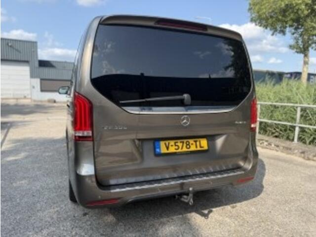 Mercedes-Benz V-KLASSE 250d 4-M L.DC Ed.