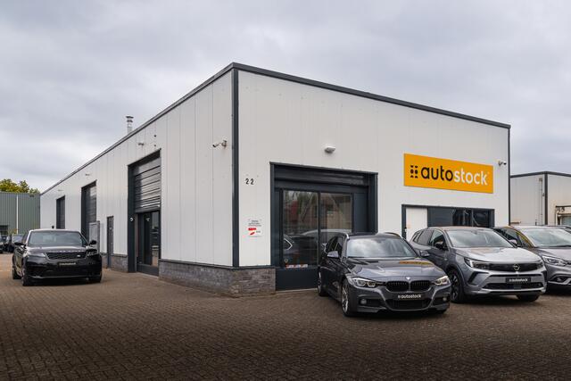 Mercedes-Benz V-KLASSE 250d Lang DC AMG-Line | Mbux | Burmester | Trekhaak