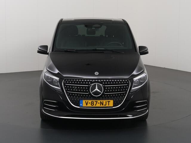 Mercedes-Benz V-KLASSE 300d | XL L3 | AMG | 4-MATIC | Dubbele Cabine | DISTRONIC Plus | Dodehoekassistent | 2x Schuifdeur Elektrisch | Adaptieve Cruise | Stoelverwarming | Certified