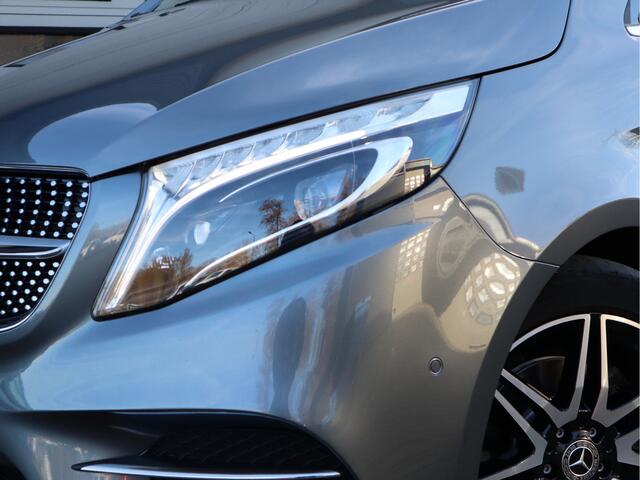 Mercedes-Benz V-KLASSE 300d L3 4-MATIC Extra Lang DC 5 Pers - AMG - Trekhaak - ACC