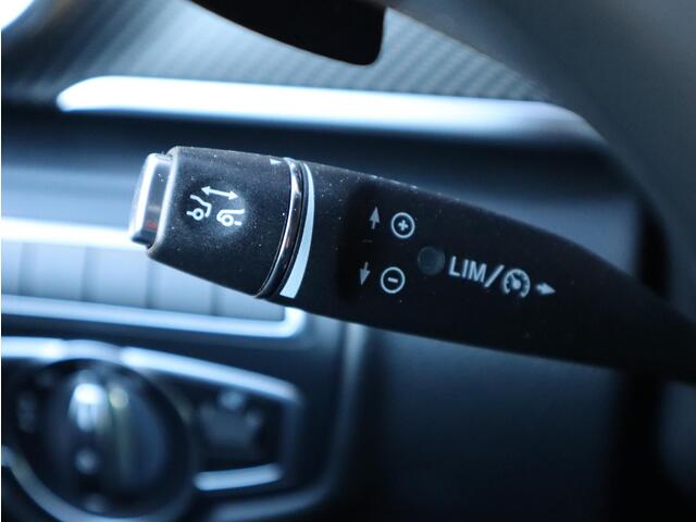 Mercedes-Benz V-KLASSE 250d DC AMG AVANTGARDE DISTRONIC