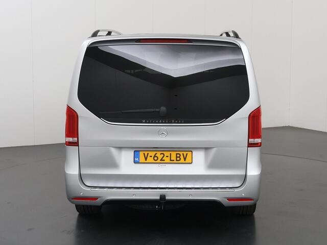 Mercedes-Benz V-KLASSE 300d 4-MATIC | L2 Lang | AMG | Dubbele Cabine | Distronic Plus | Burmester | Stoelverwarming | Lederen Bekleding | 5-zits | 2500 KG Trekhaak | Parkeercamera | AMG