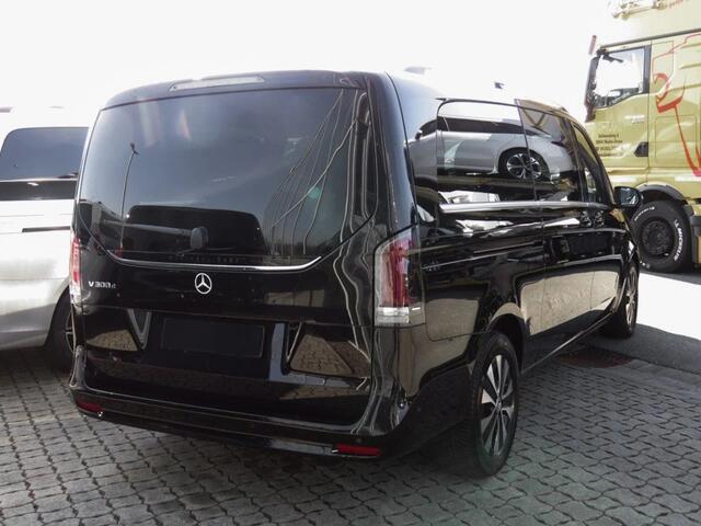 Mercedes-Benz V-KLASSE 300d L3 Avantgarde Grijs Kenteken Leder Distronic Camera LED MBUX 2 EL. Schuifdeuren