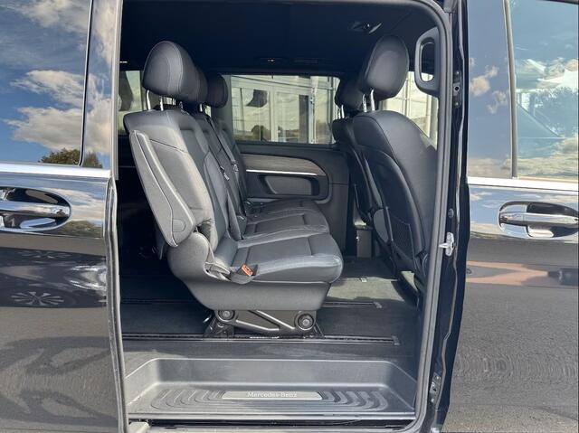 Mercedes-Benz V-KLASSE 300d L3 Avantgarde 8 personen Leder Distronic Camera LED MBUX 2 EL. Schuifdeuren