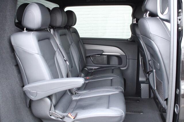 Mercedes-Benz V-KLASSE 300d / XXL / DC / AMG / Luchtvering / 2x Elec Schuifd / Night Pakket / 360 Cam / Burmester / Vol Opties.