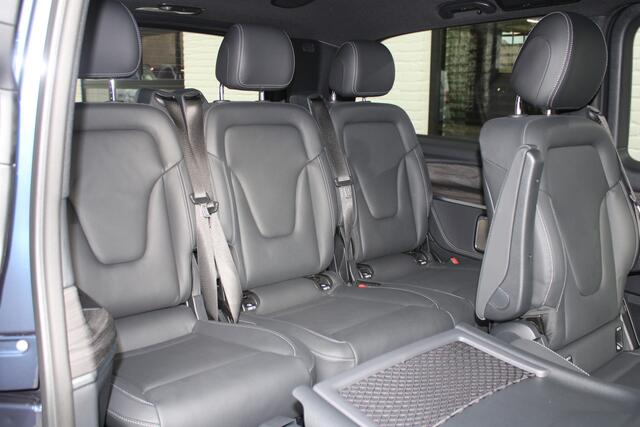 Mercedes-Benz V-KLASSE 300 Benzine!! / Lang / AMG / 7-persoons / Burmester / Elec Stoel / Vol Opties / NIEUWSTAAT