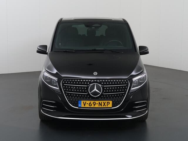 Mercedes-Benz V-KLASSE 300d | XL L3 | AMG | 4-MATIC | DUBBEL CABINE | DISTRONIC PLUS | CLIMATE CONTROL | 360 CAMERA | NAVIGATIE | STOELVERWARMING | ALARM | DODEHOEKDETECTIE | CARPLAY / ANDROID AUTO | CERTIFIED