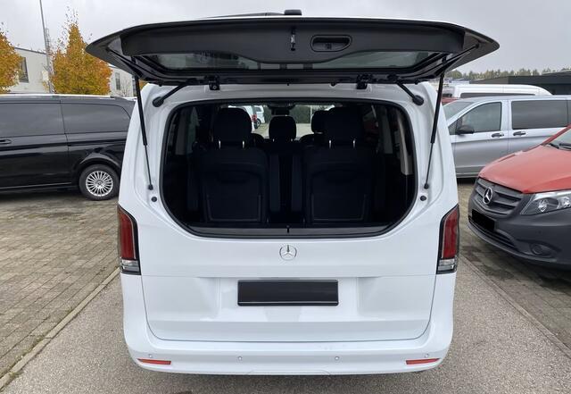 Mercedes-Benz V-KLASSE 300 L2 Benzine 7 zitter EL. Schuifdeuren Distronic LED 18 Inch Stuurverwarming Stoelverwarming