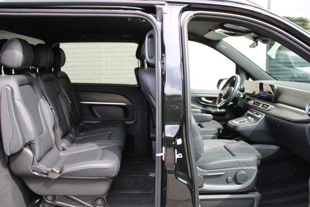 Mercedes-Benz V-KLASSE 300d / XXL / 4-Matic / DC / Black Edition / 2x Elec Schuifdeur / 360 Camera / Vol Opties / NIEUWSTAAT