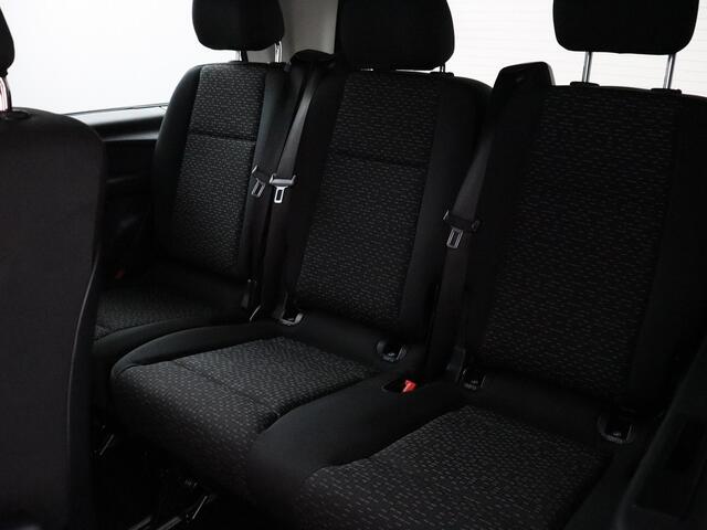 Mercedes-Benz V-KLASSE 220d Lang Edition | 7 Persoons | Trekhaak | Camera | Navigatie | 2x Schuif!