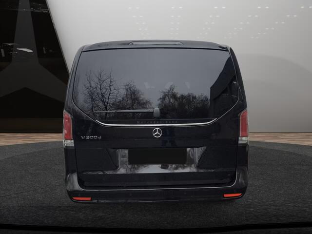 Mercedes-Benz V-KLASSE 300d L2 Avantgarde 7 personen Distronic EL. Schuifdeuren Burmester 360 Camera Trekhaak
