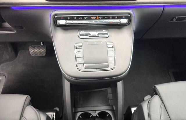 Mercedes-Benz V-KLASSE 300d L2 Avantgarde Grijs Kenteken Distronic Trekhaak EL. Schuifdeuren Burmester 360 Camera