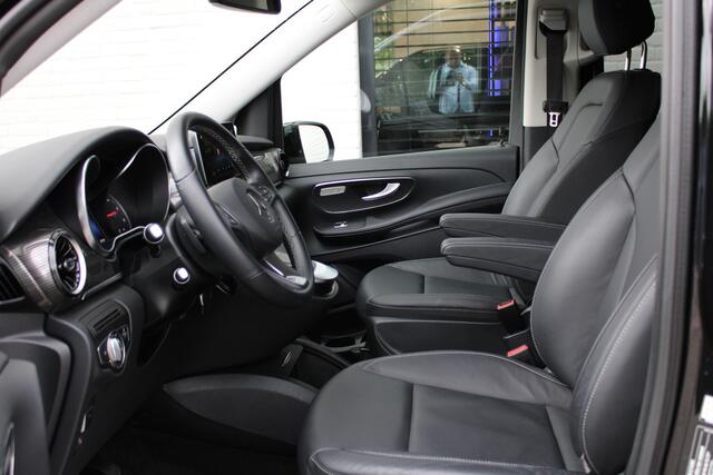 Mercedes-Benz V-KLASSE 300d / XXL / DC / Black Edition / 2x Elec Schuifdeur / Camera / Vol Opties / NIEUWSTAAT