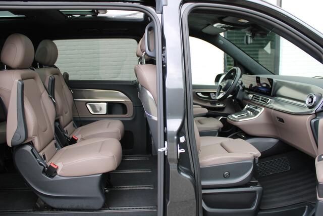 Mercedes-Benz V-KLASSE 300d / Exclusive / DC / Luchtvering / Panorama / 2x Elec Schuifd / 360 Cam / Burmester / Vol Opties / NIEUW!!