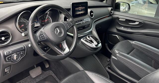 Mercedes-Benz V-KLASSE 250d Lang DC 190PK | BOMVOL | PANO | 2x ELEK Deur | LED | Elek Achterklep | BURMESTER | 360 Camera | Dodehoek | Grote Navi | Leder | Stoelverwarming |