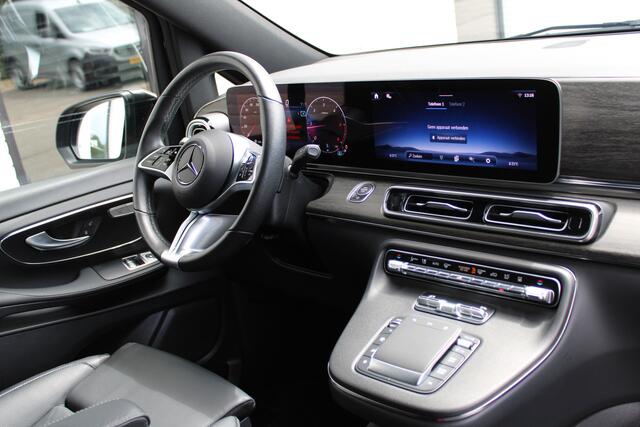 Mercedes-Benz V-KLASSE 300d / Lang / DC / Black Edition / 2x Elec Schuifdeur / 360 Camera / Vol Opties / NIEUWSTAAT