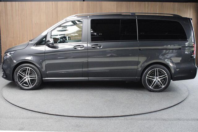 Mercedes-Benz V-KLASSE 300d 4M Lang DC AMG-line 360 Burmester Panoramadak Distronic Carplay Carbon Black Pack Leer PTS Elektr. schuifdeuren Elektr. achterklep Alcantara binnenhemel Memory seats Stoelverwarming LM velgen