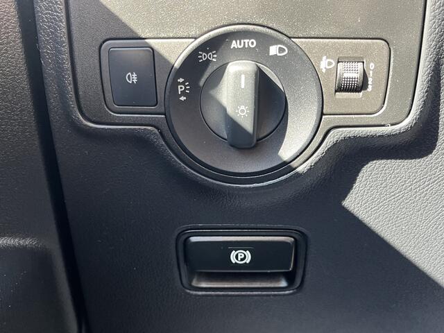 Mercedes-Benz VITO 110 CDI Functional Lang | Achter deuren
