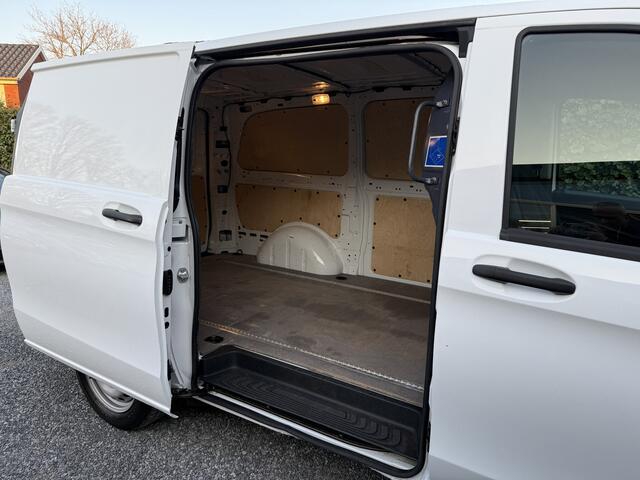 Mercedes-Benz VITO 114 CDI Lang | Airco | Cruise Control | Elekt. Ramen | PDC | 3 ZIts | Comfortstoel | Dealer onderhouden | APK tot 30-06-2026!