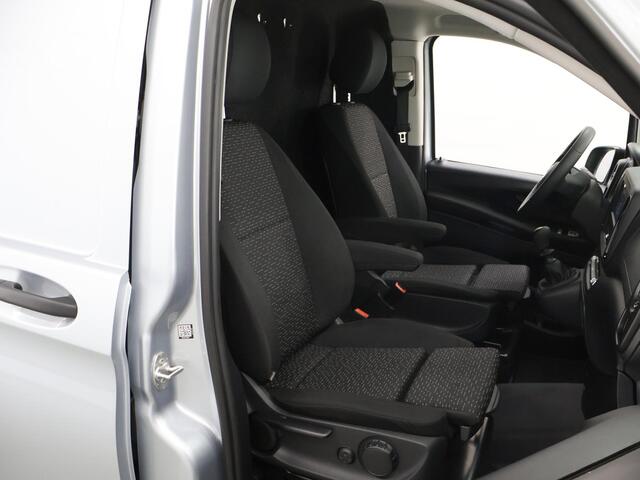 Mercedes-Benz VITO 114 CDI L2 Pro | Navigatiesysteem | Parkeercamera | Cruise Control | Spraakassistent | Trekhaak | Imperiaal | Schuifdeur L+R | Certified |