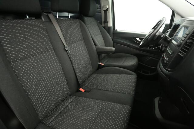 Mercedes-Benz VITO 114 CDI Lang Automaat Airco Cruise Camera Carplay Navigatie 3 Persoons LED 18''LMV