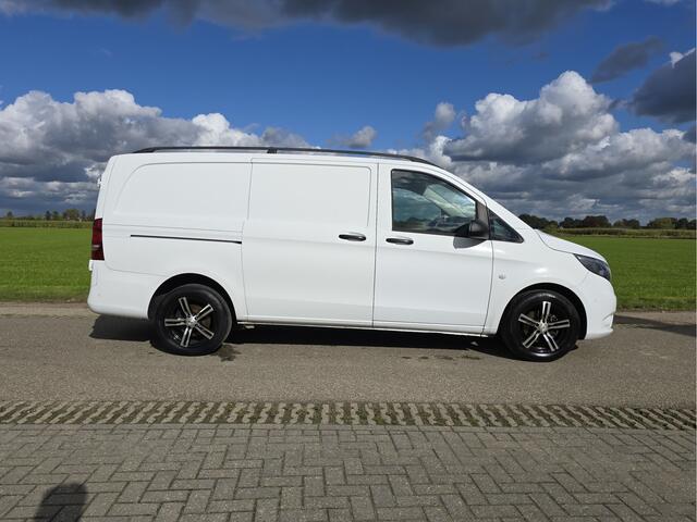 Mercedes-Benz VITO 111 CDI L2 H1 - Euro 5 - 110 Pk - Navi - Airco - Cruise Control