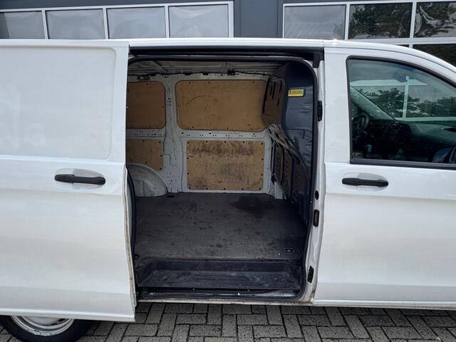 Mercedes-Benz VITO 114 CDI Lang RWD / Airco / Navi / Cruise