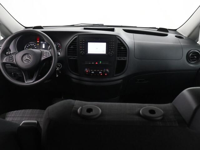 Mercedes-Benz VITO 116 CDI Aut. | L2 Lang | Dubbele Cabine | Navigatiesysteem | Cruise Control | Climate Control | Spraakassistent | Parkeercamera | 6-zits | Trekhaak | Certified