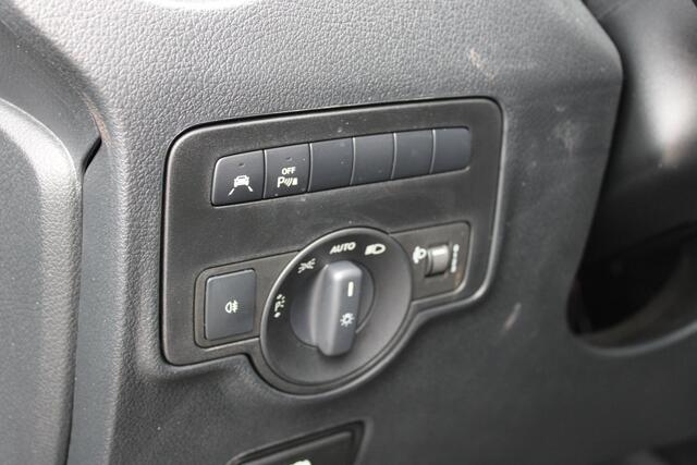 Mercedes-Benz VITO eVito L2 Bestelwagen Carplay Leer Pdc 66 kWh 286km wltp