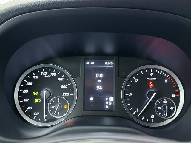 Mercedes-Benz VITO 116 CDI Lang *Edition* Dubbele Cabine 24 Maanden Certified Garantie Spoilerpakket LED Apple Carplay/Android Auto Navigatie Achteruitrijcamera Cruise Control Dubbele Schuifdeur