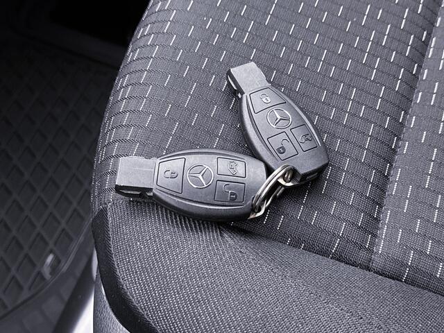 Mercedes-Benz VITO 114 CDI L3 Dubbele Cabine Led DC Trekhaak Apple Carplay/Android Auto Achteruitrijcamera Cruise Control