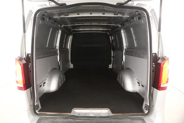 Mercedes-Benz VITO 114 CDI Lang Automaat Camera Carplay LED Leder Airco Cruise Trekhaak PDC 19"LMV