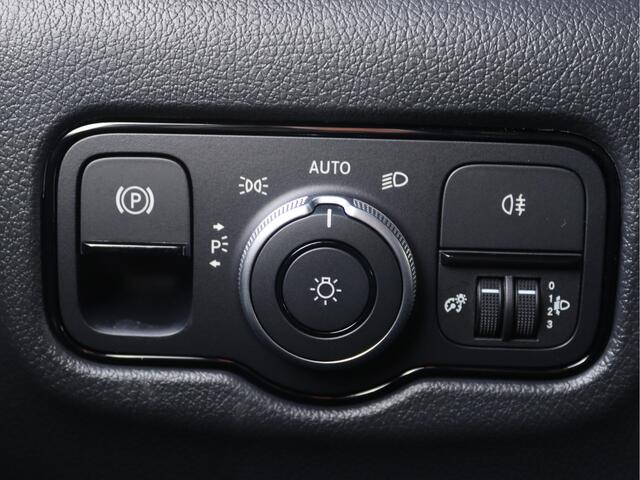 Mercedes-Benz VITO eVito 112 Lang 66 kWh