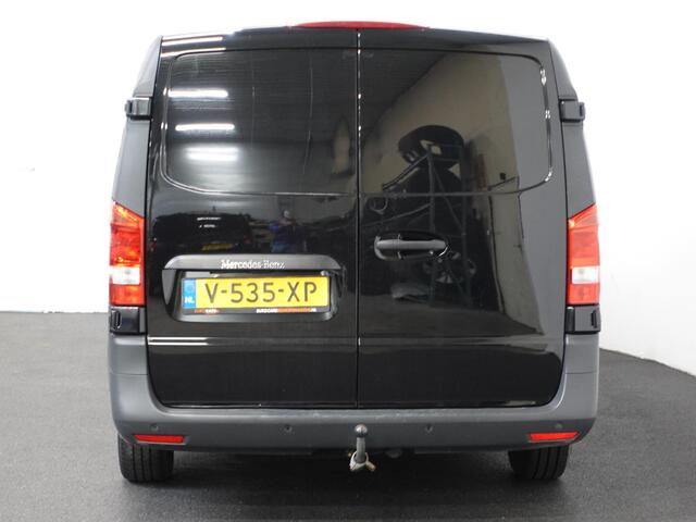 Mercedes-Benz VITO 111 CDI Functional Lang L2 Trekhaak Airco Navigatie Cruise control Parkeersensoren